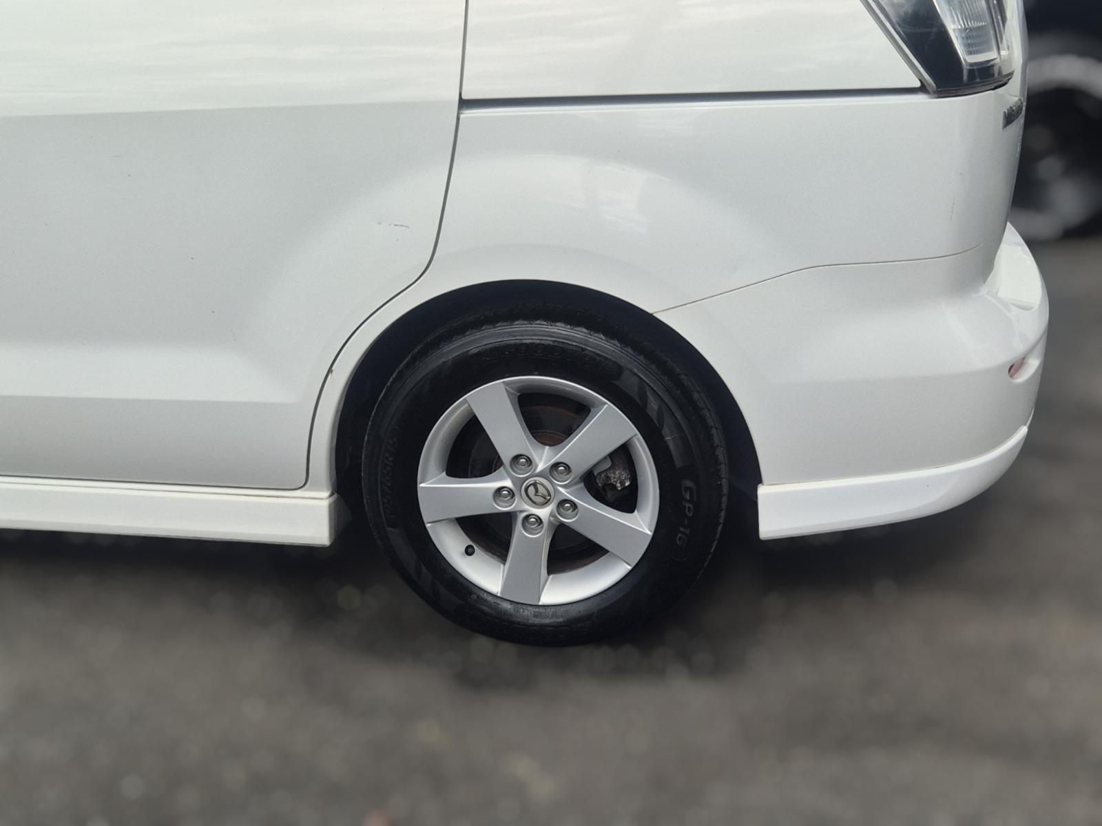 Mazda Premacy - CREW