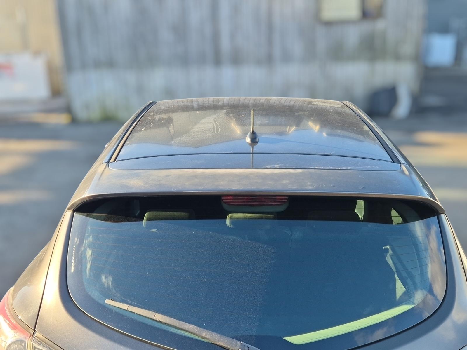 Rear_Spoiler