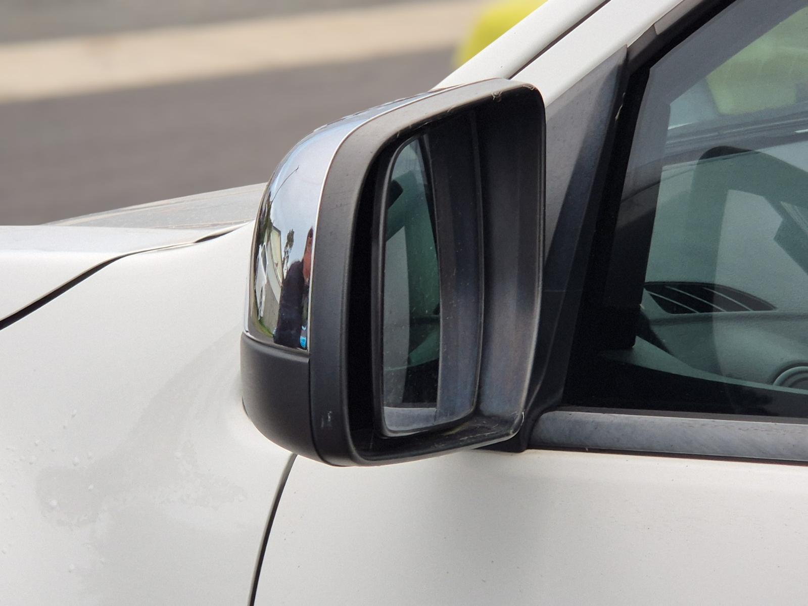 Left_Door_Mirror