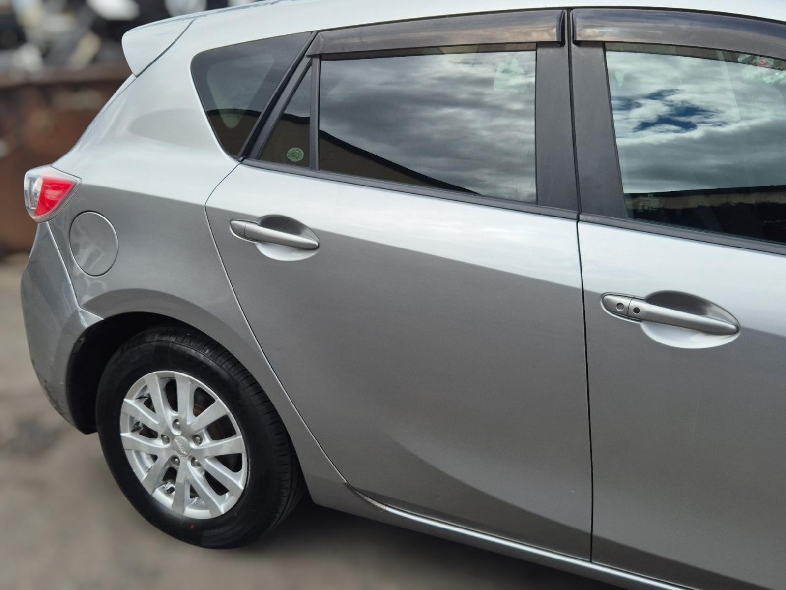 Right_Rear_Door_Sliding