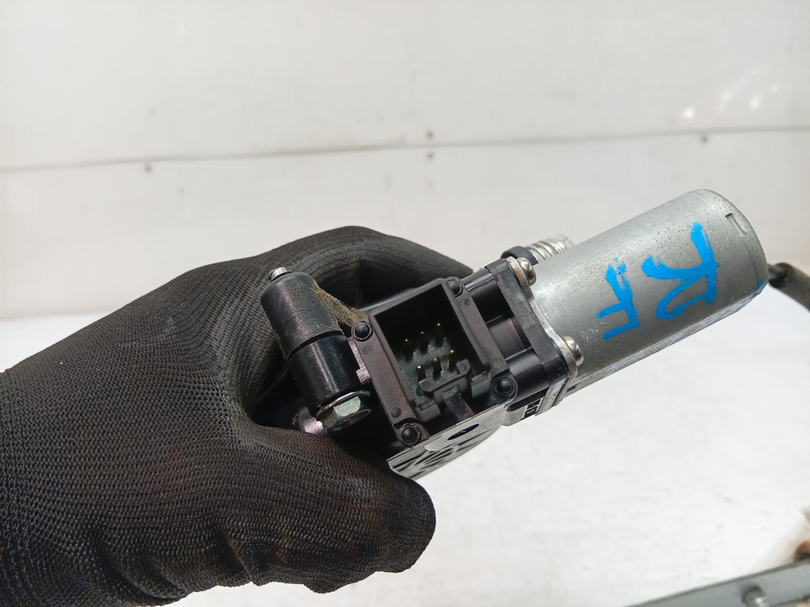 Right_Front_Window_Reg_Motor