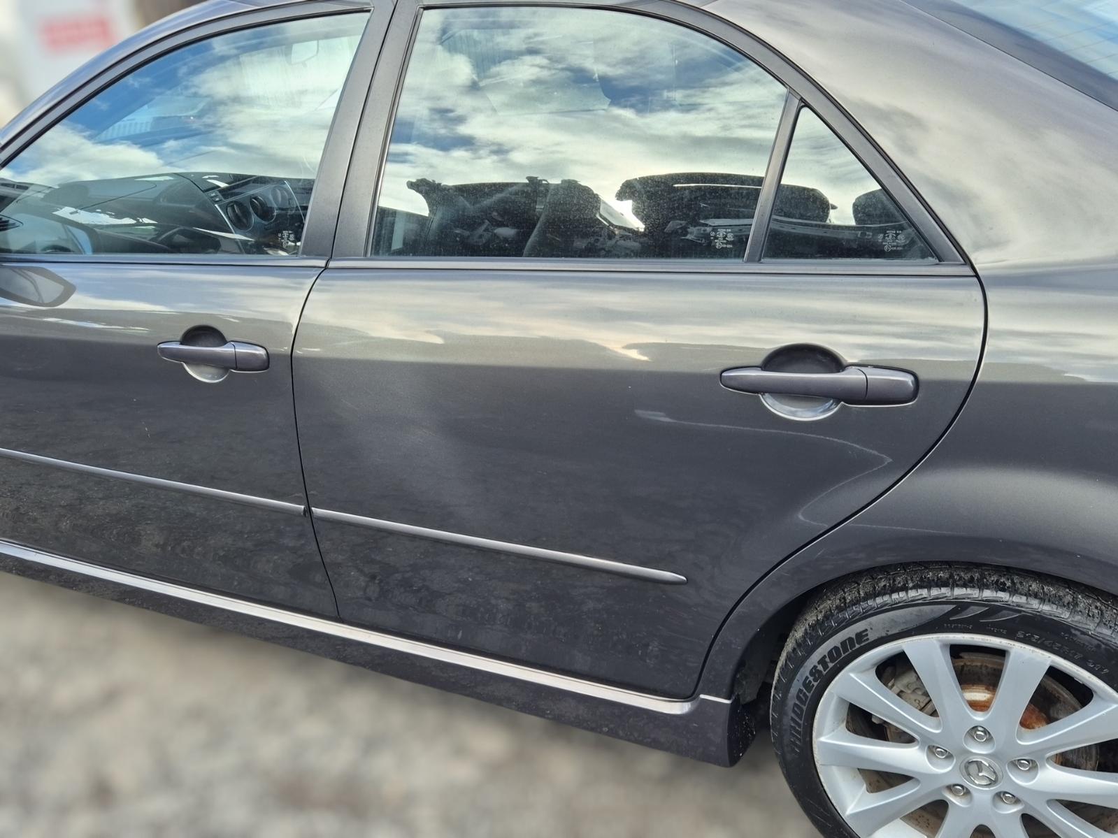 Left_Rear_Door_Sliding