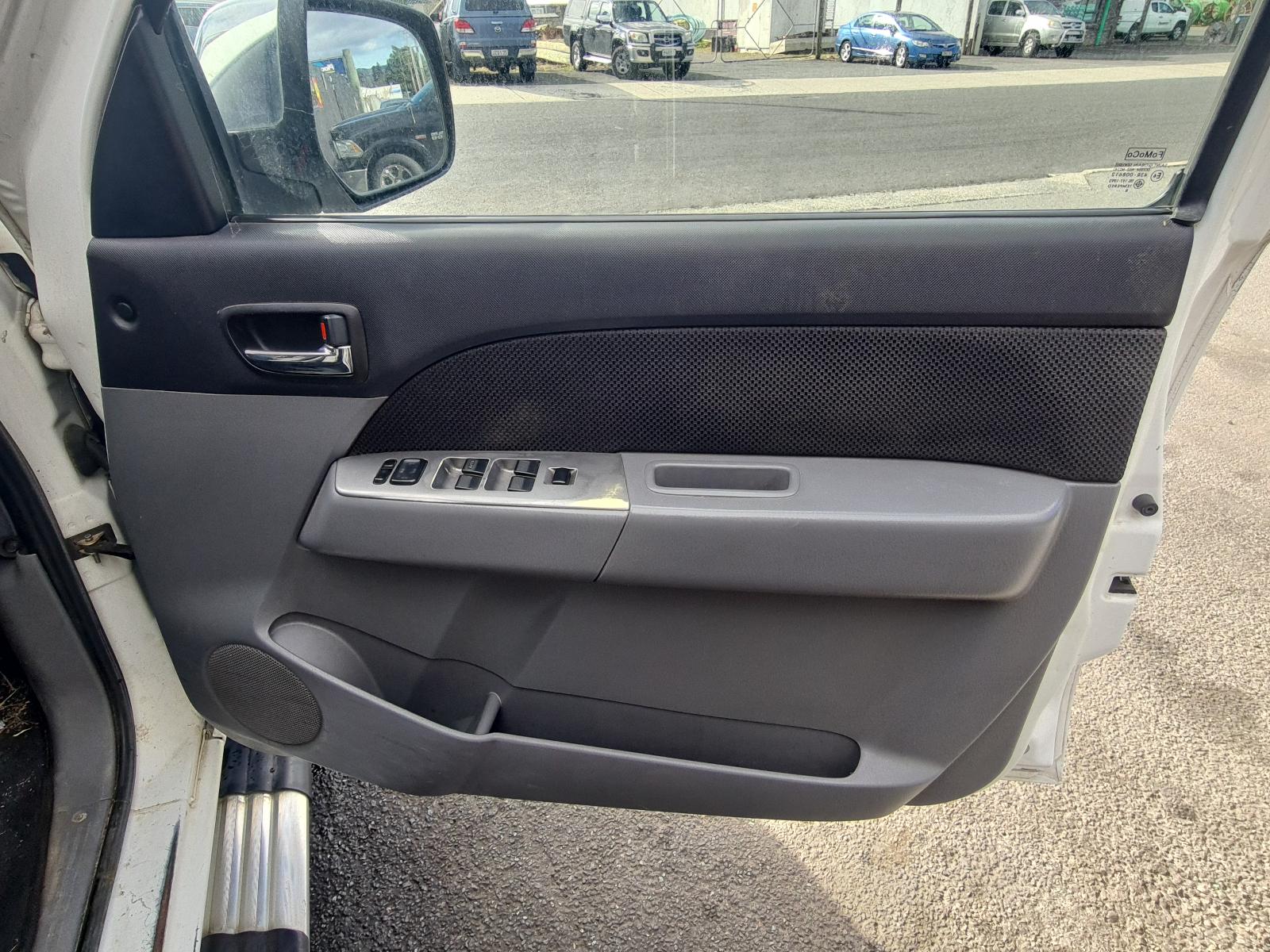 Mazda BT50 - UN 2006-2011