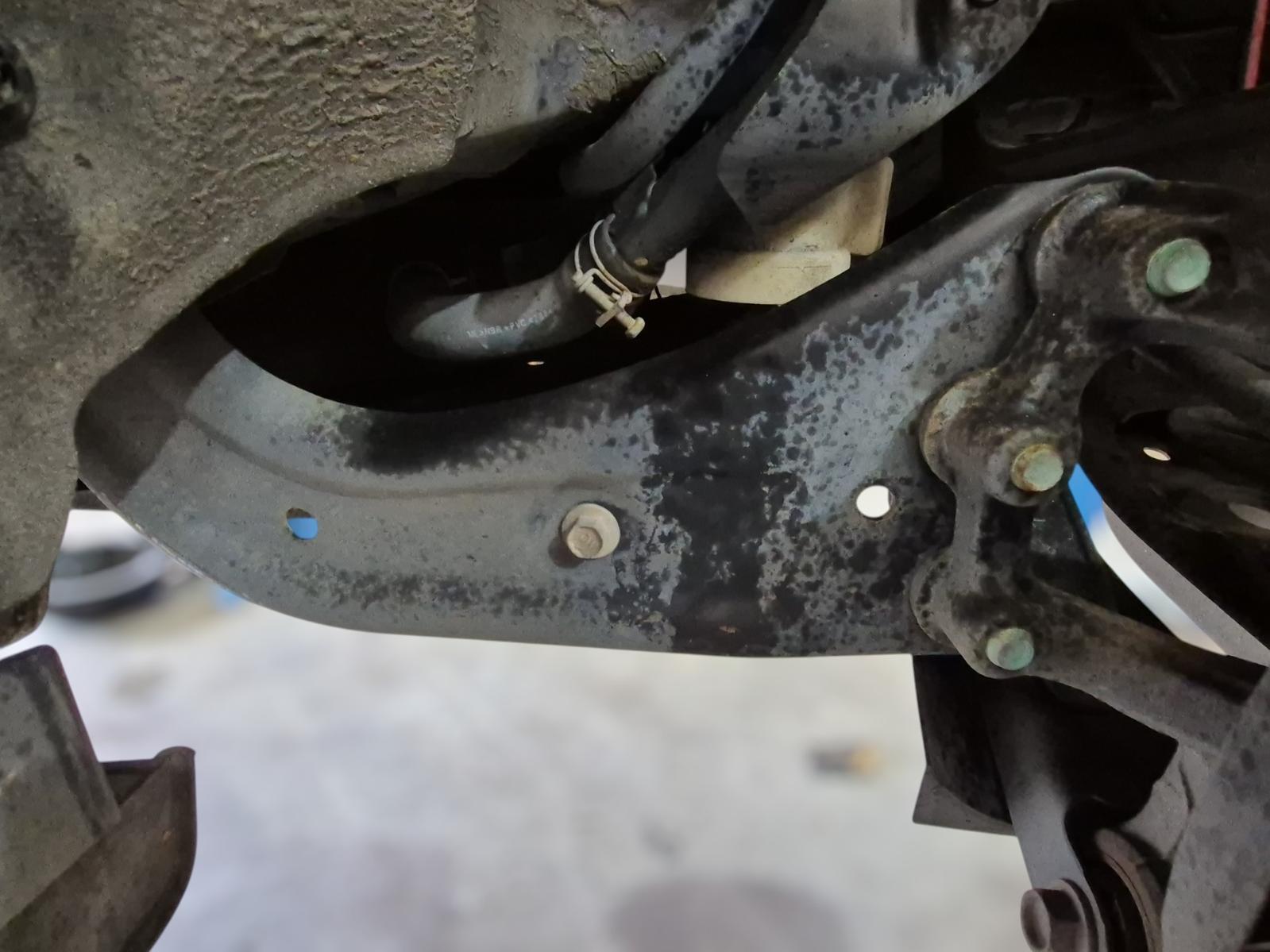 Left_Rear_Trailing_Arm