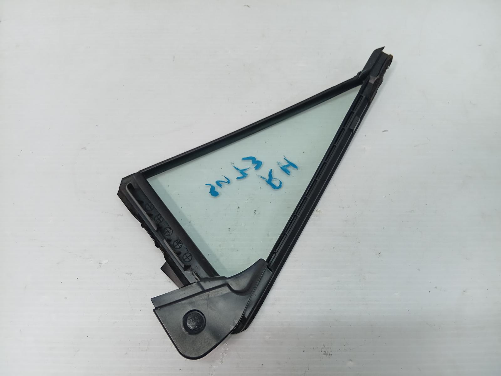 Right_Rear_1q_Door_Glass