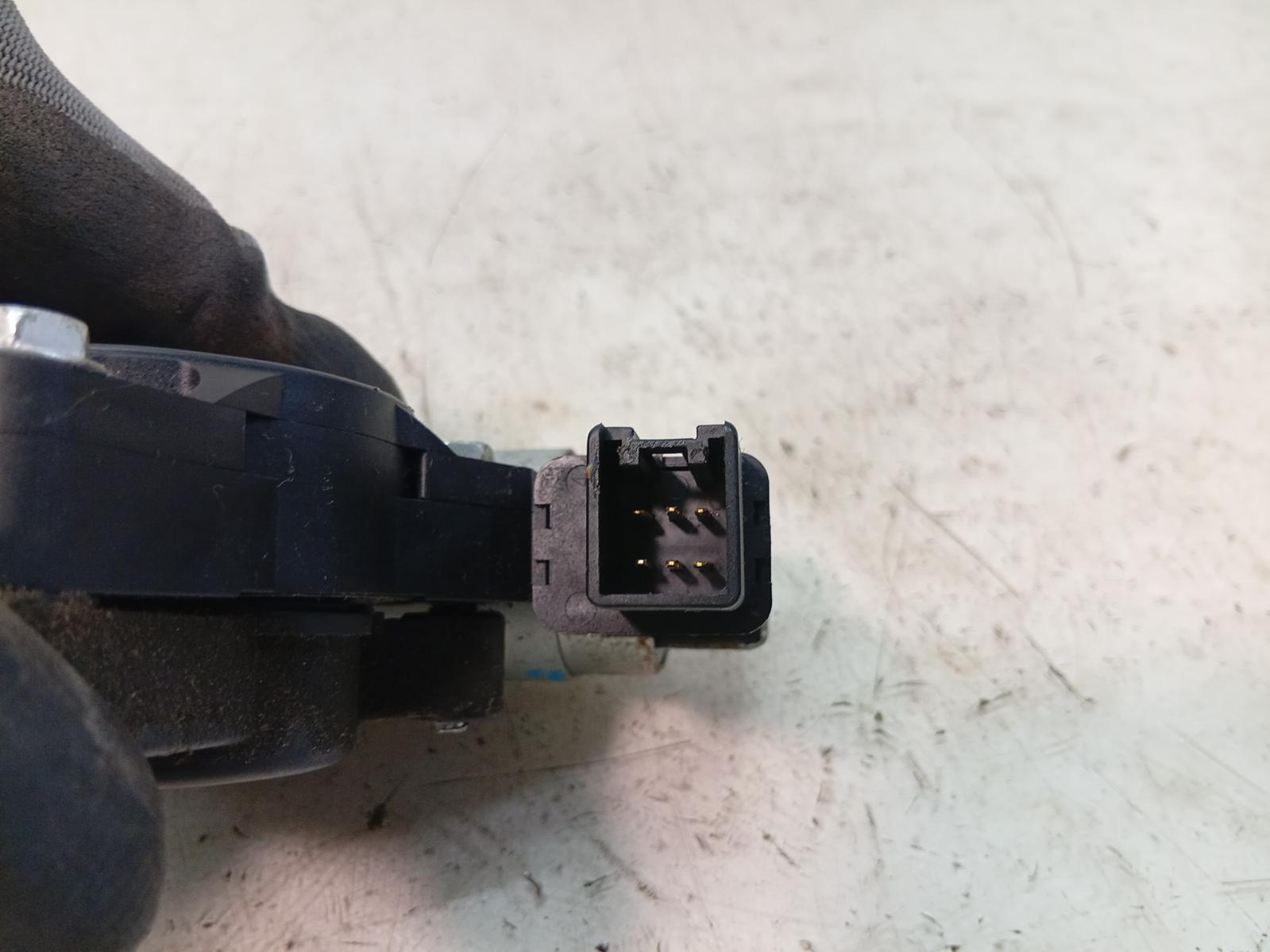 Right_Front_Window_Reg_Motor
