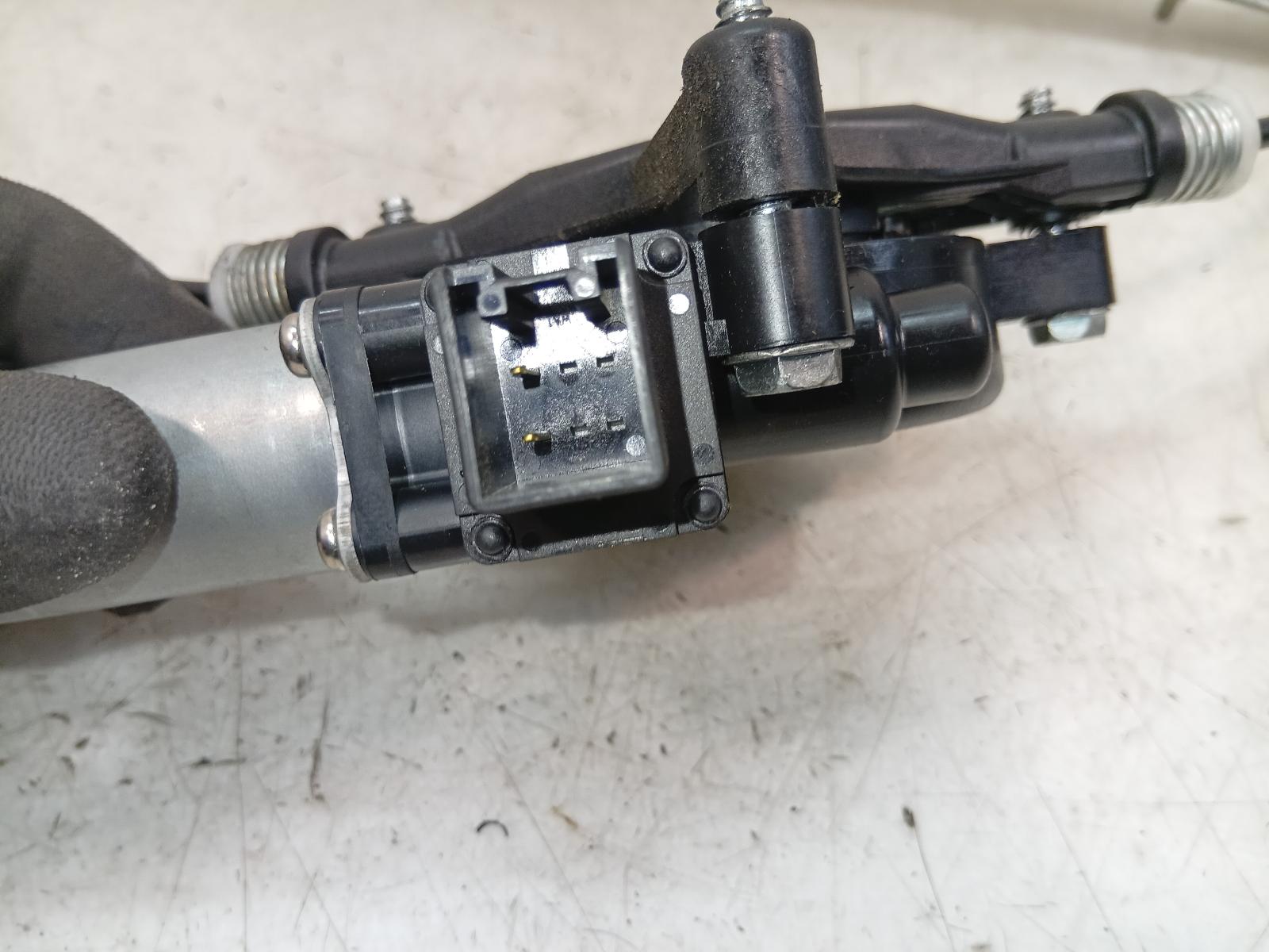 Left_Front_Window_Reg_Motor