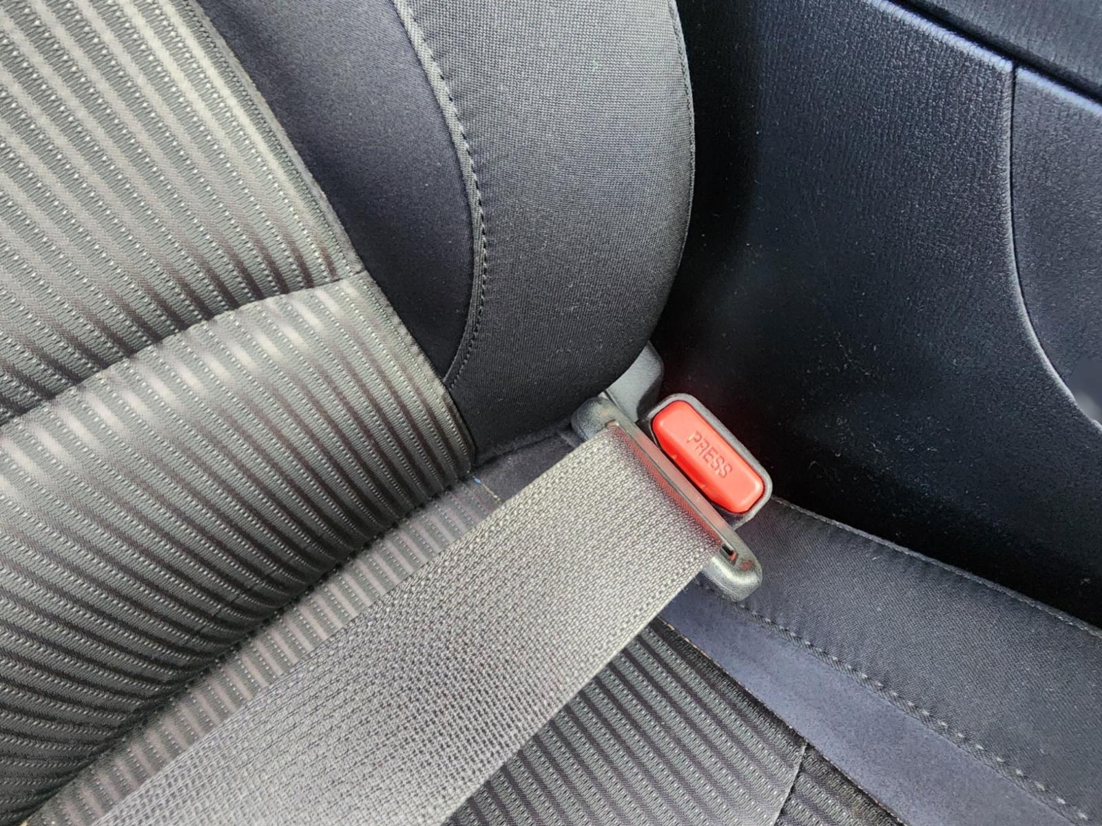 Seat_Belt_Stalk