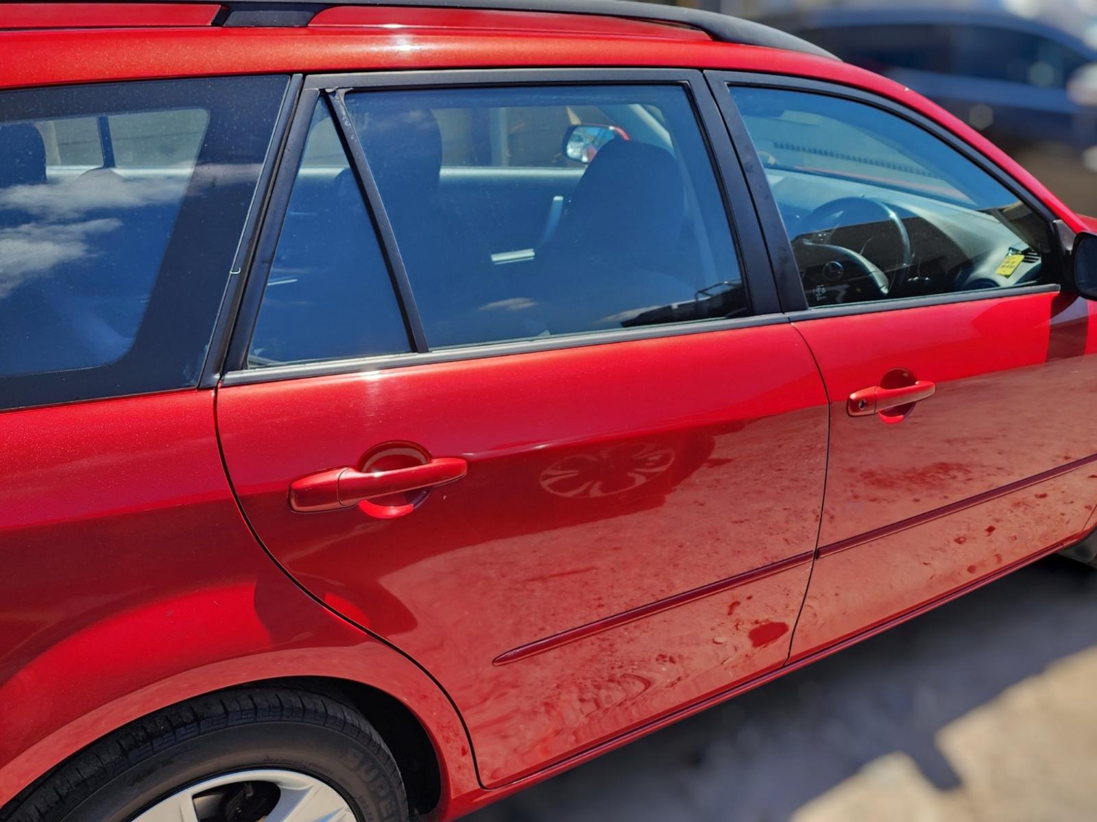 Right Rear Door Sliding