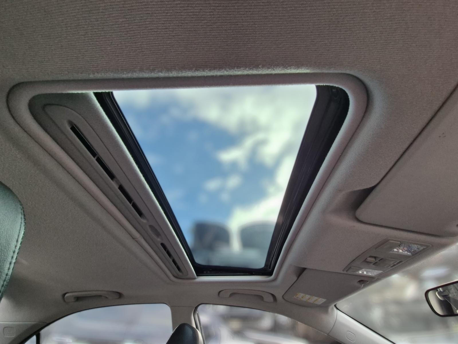 Roof_Glass_Sunroof_T
