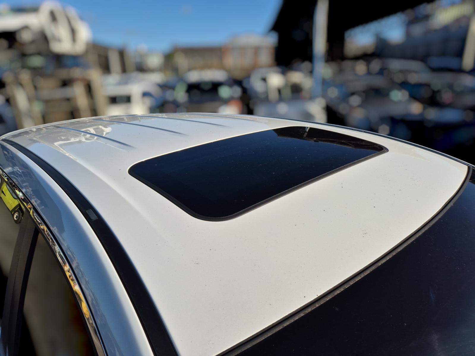 Roof_Glass_Sunroof_T