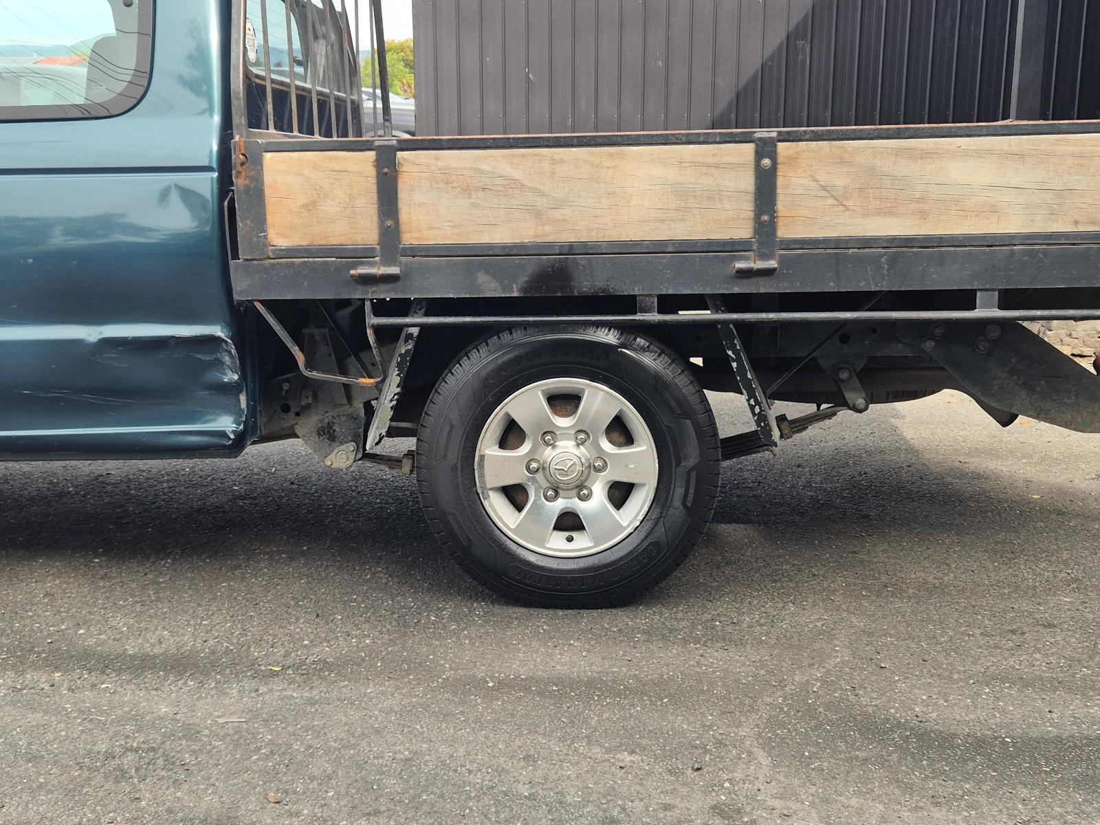 Mazda Bounty - UN 1999-2006