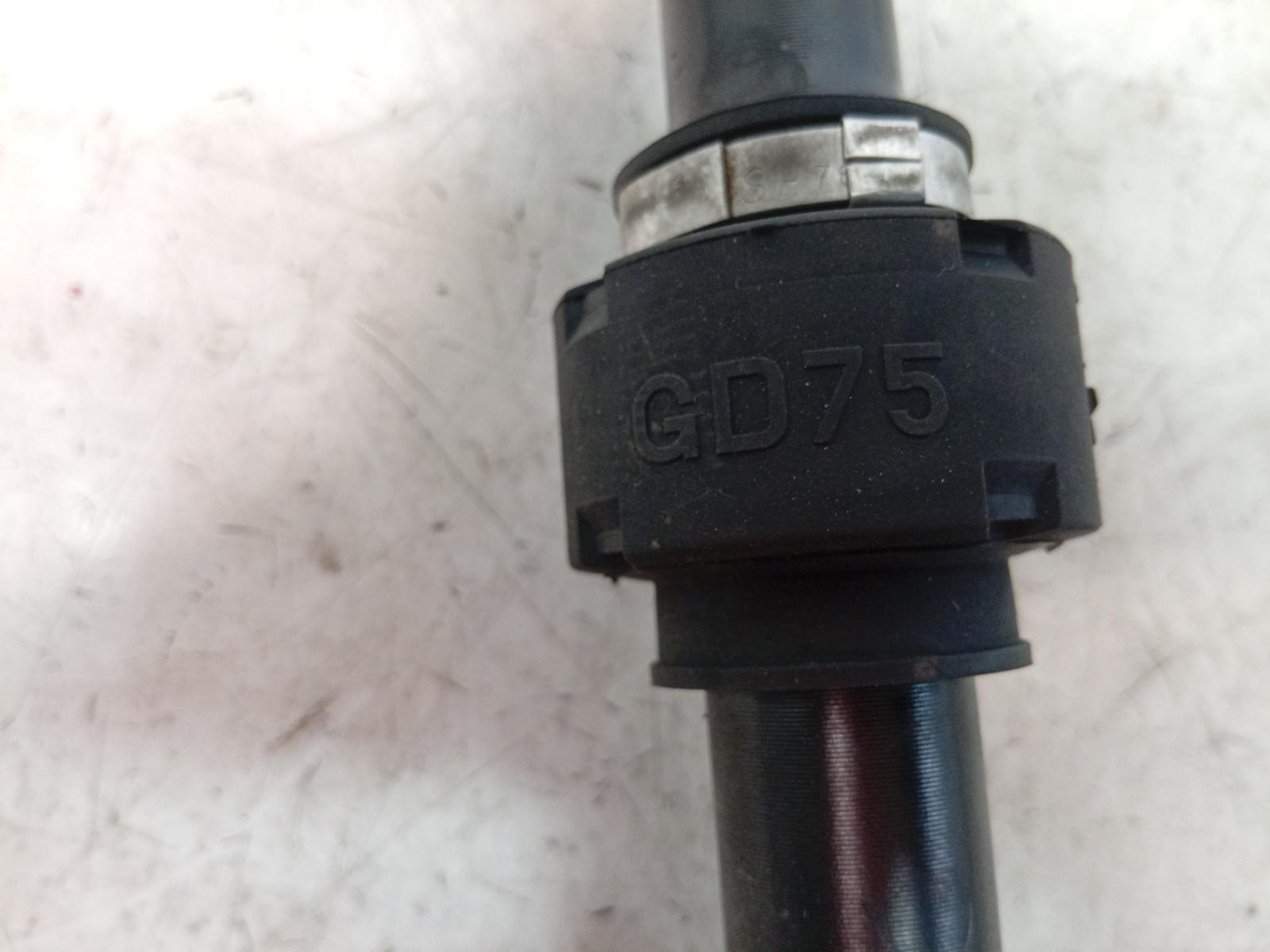 Left_Driveshaft