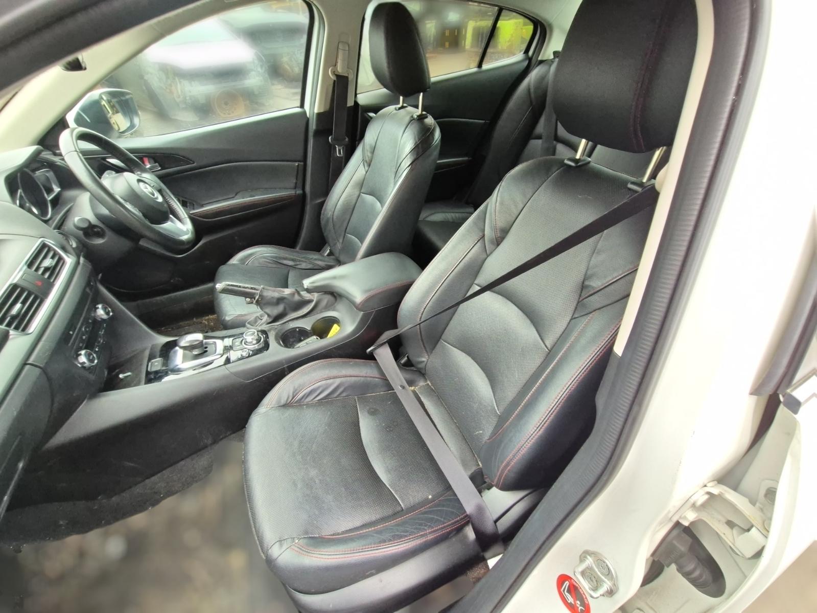 Front_Seat