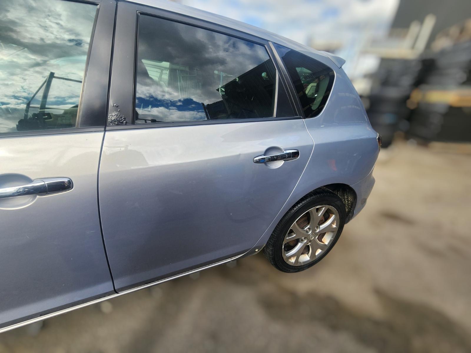 Left Rear Door Sliding