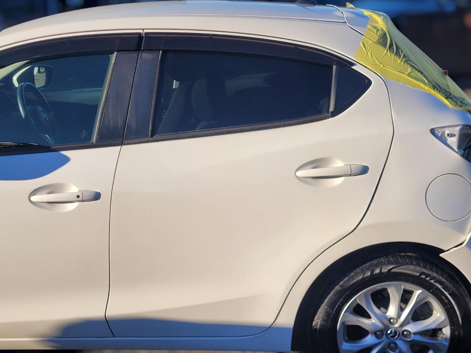 Left_Rear_Door_Sliding