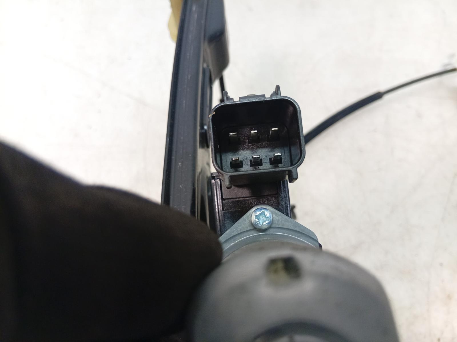 Right_Front_Window_Reg_Motor