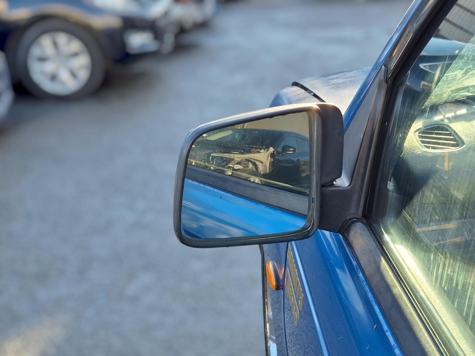 Left_Door_Mirror