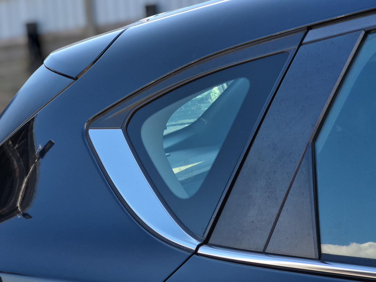 Right_Rear_Side_Glass