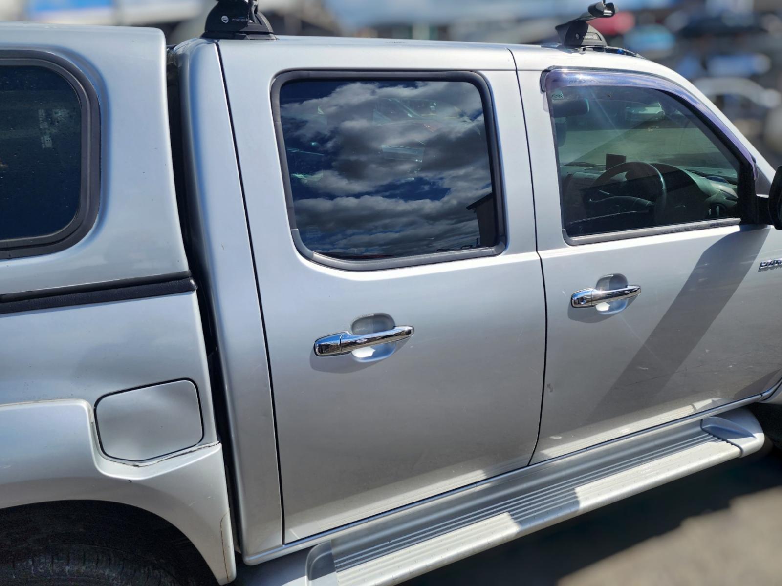 Right_Rear_Door_Sliding