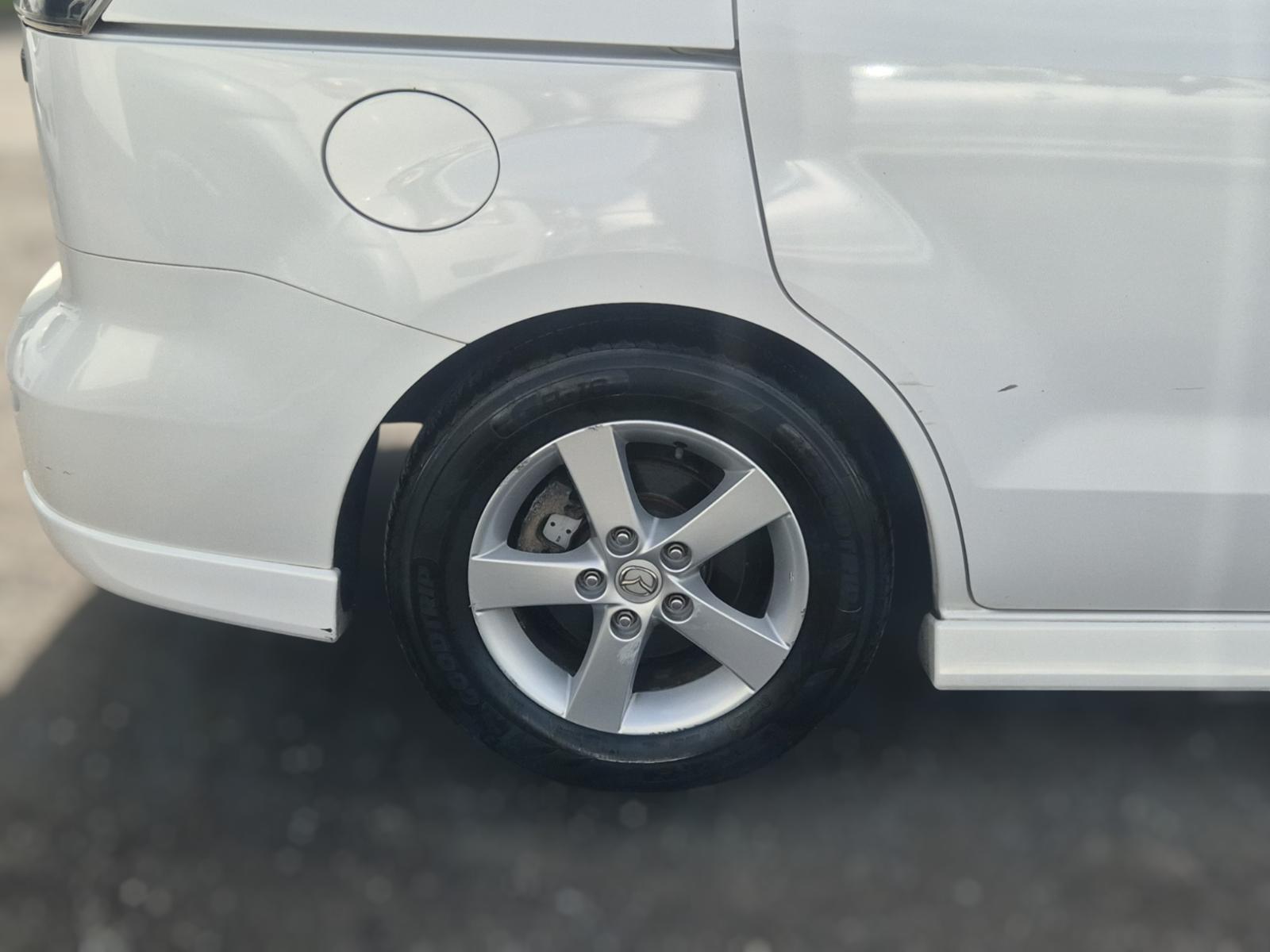 Mazda Premacy - CREW