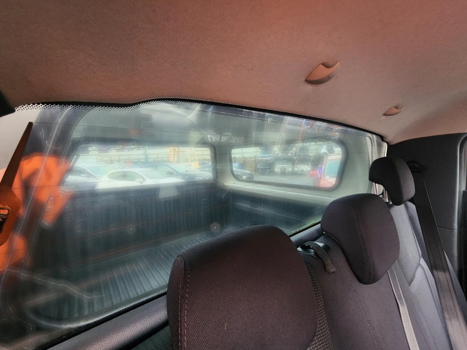 Rear_Tailgate_Glass