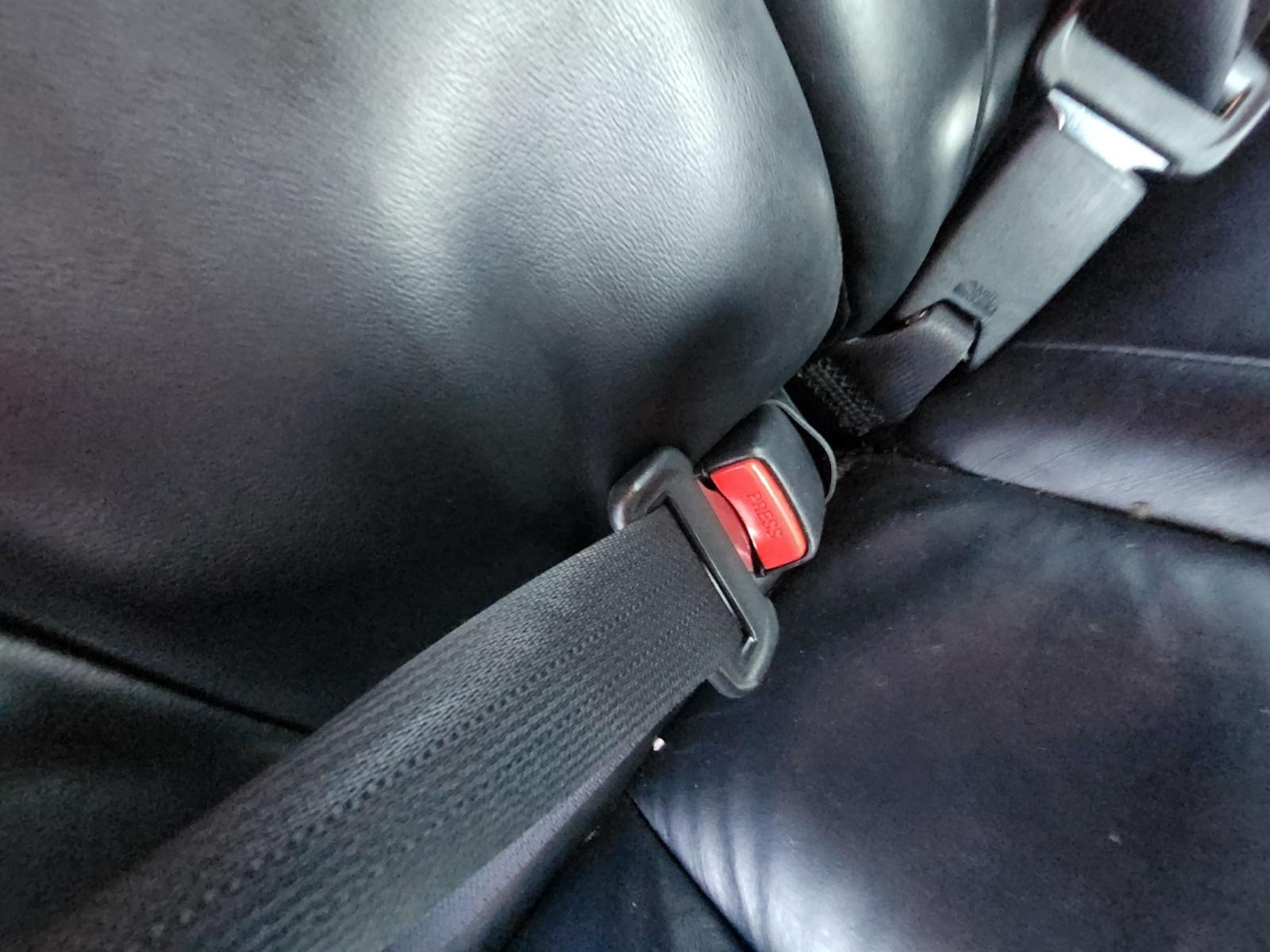Seat_Belt_Stalk