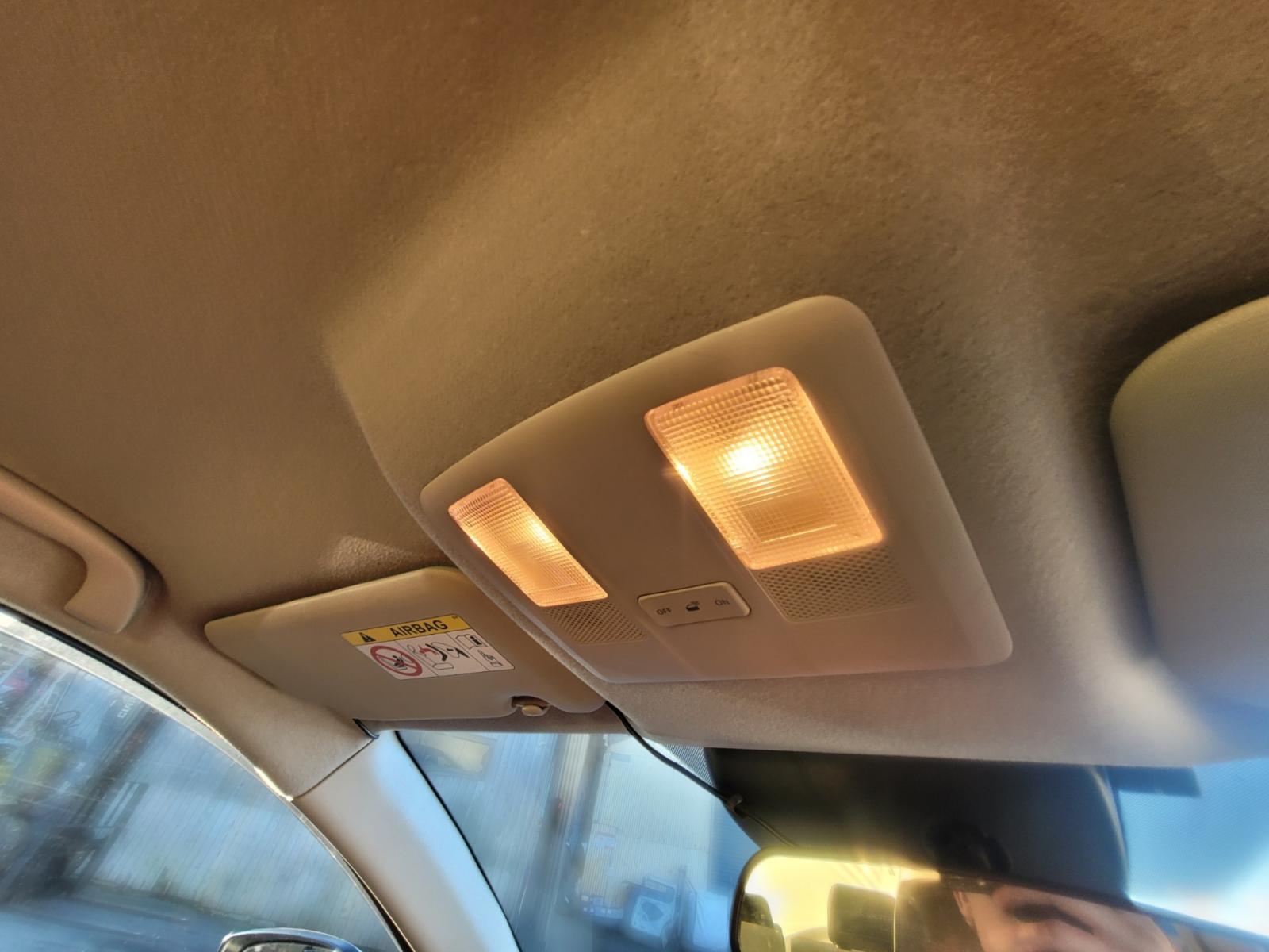 Courtesy_Light