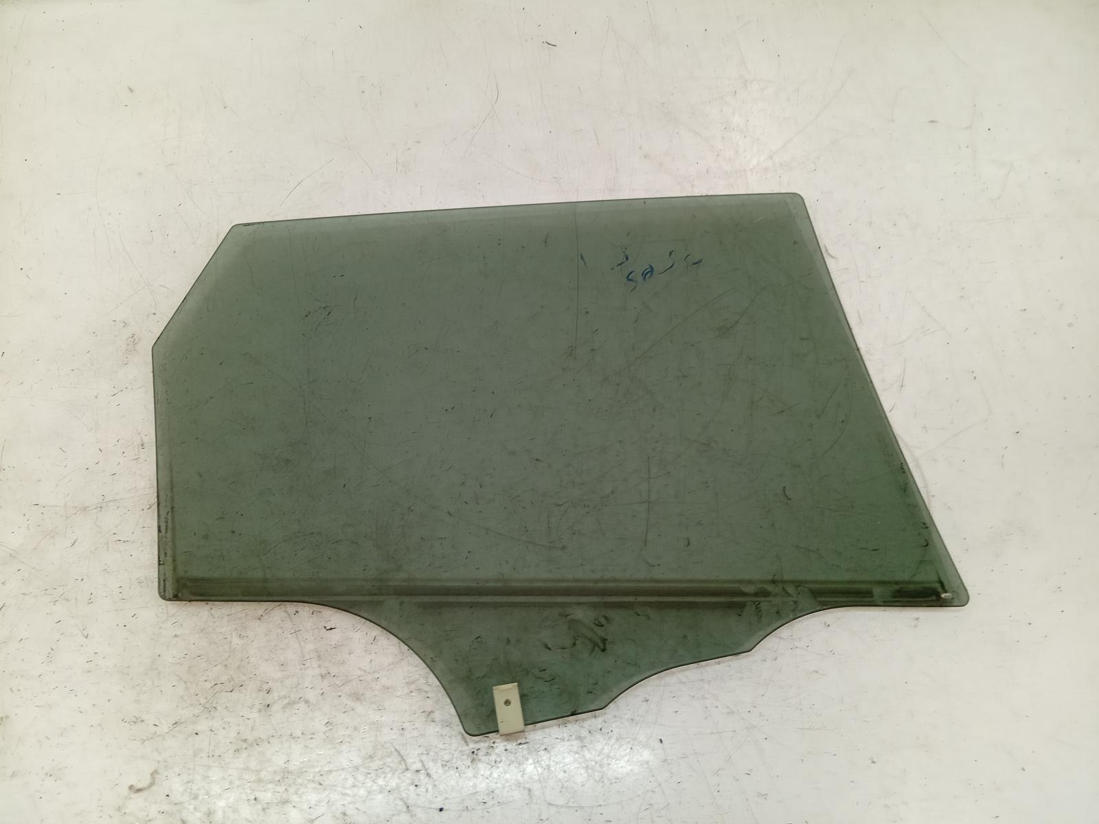 Left_Rear_Door_Window