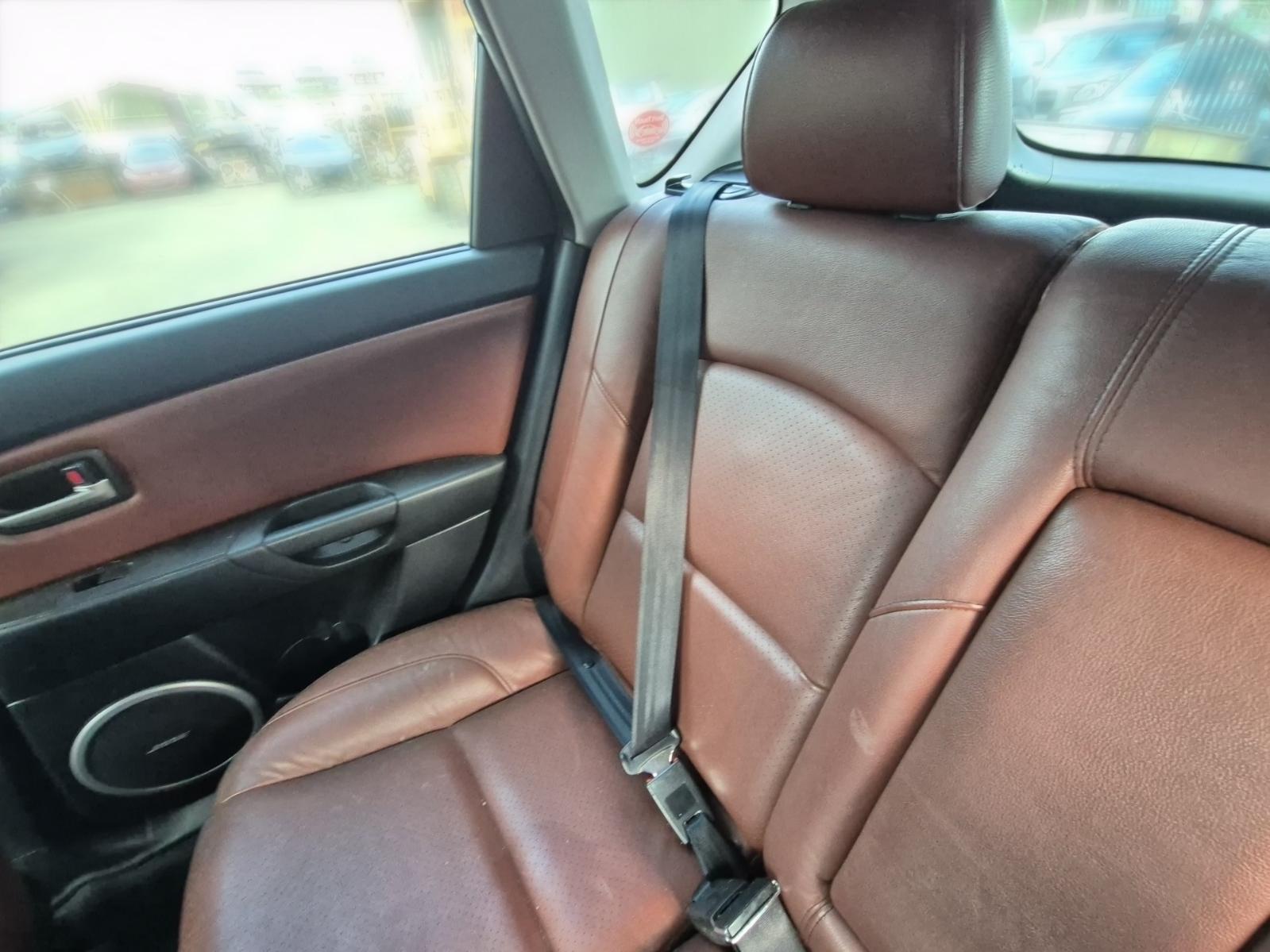 Seat_Belt_Stalk
