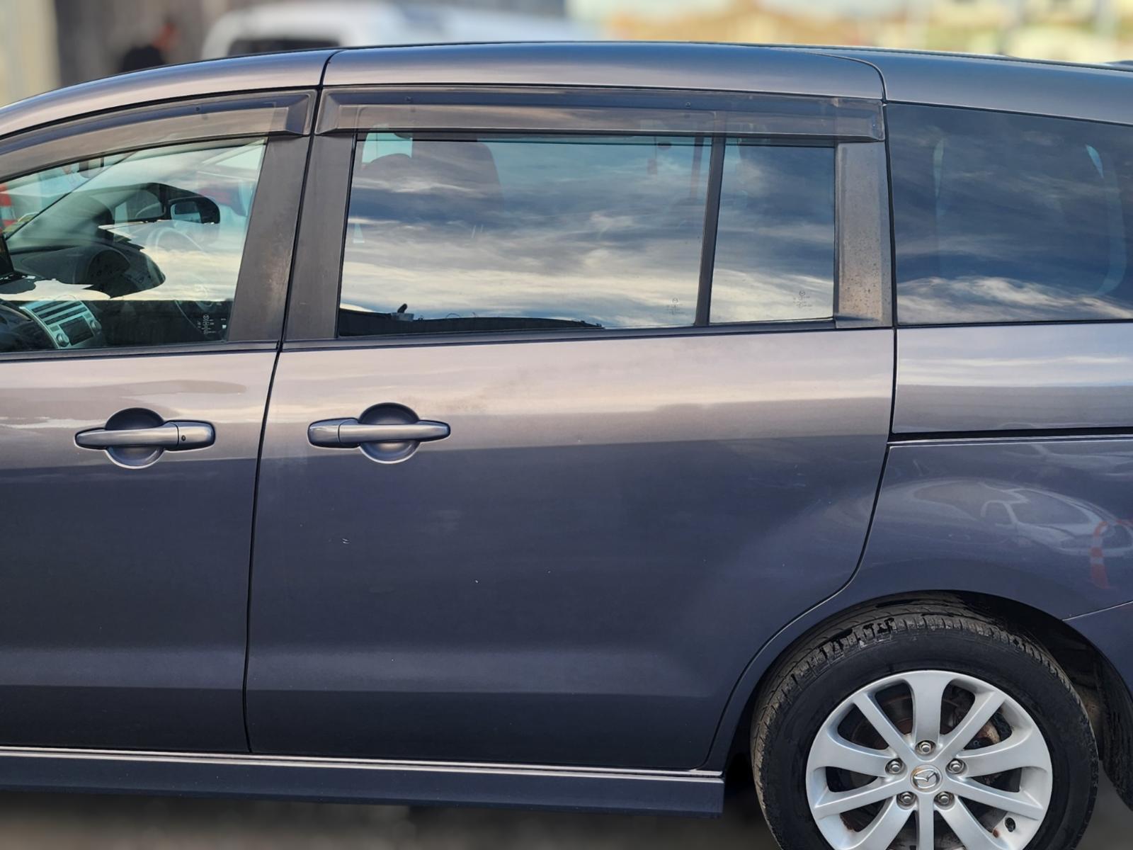 Left_Rear_Door_Sliding