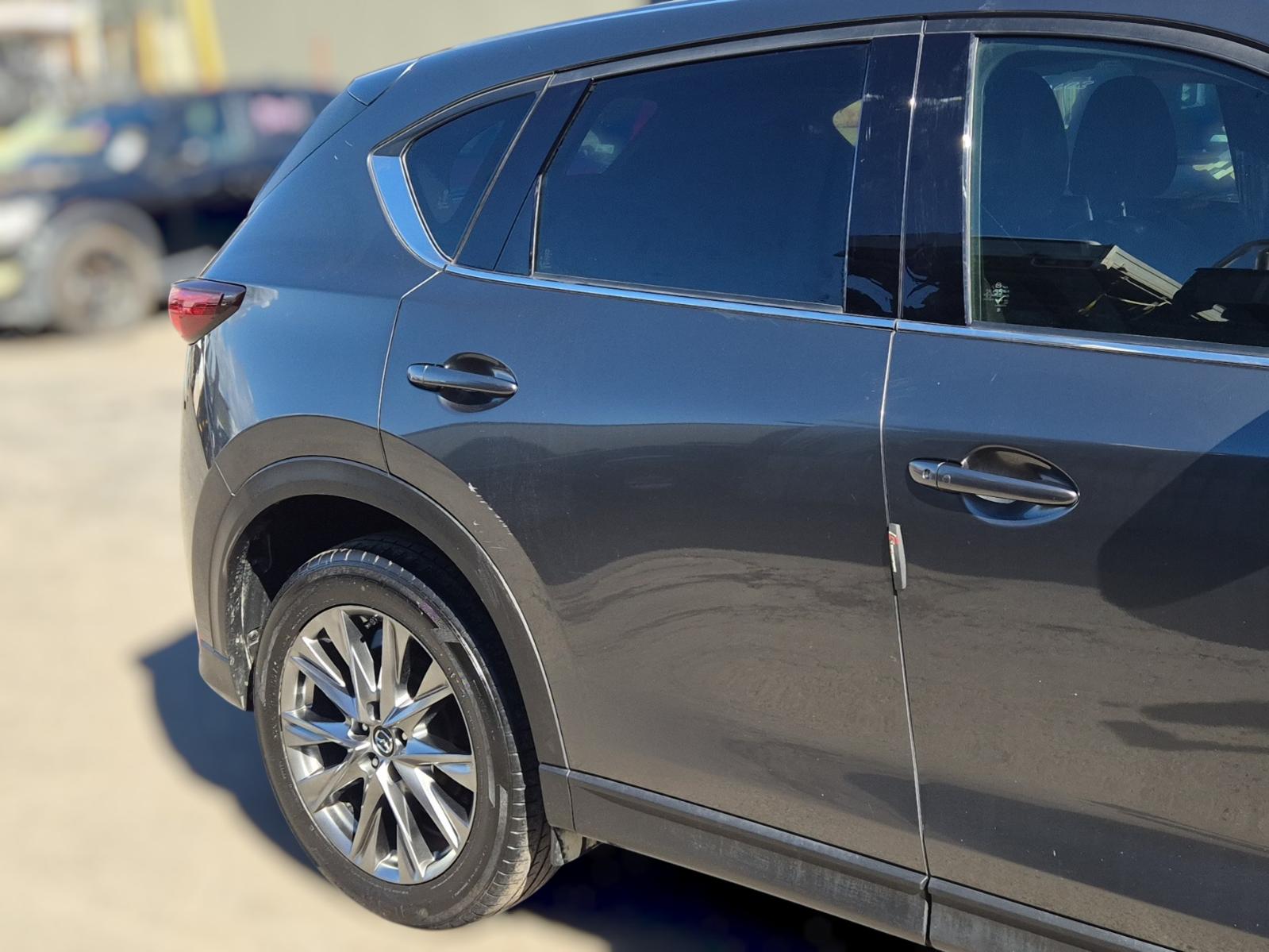 Right_Rear_Door_Sliding