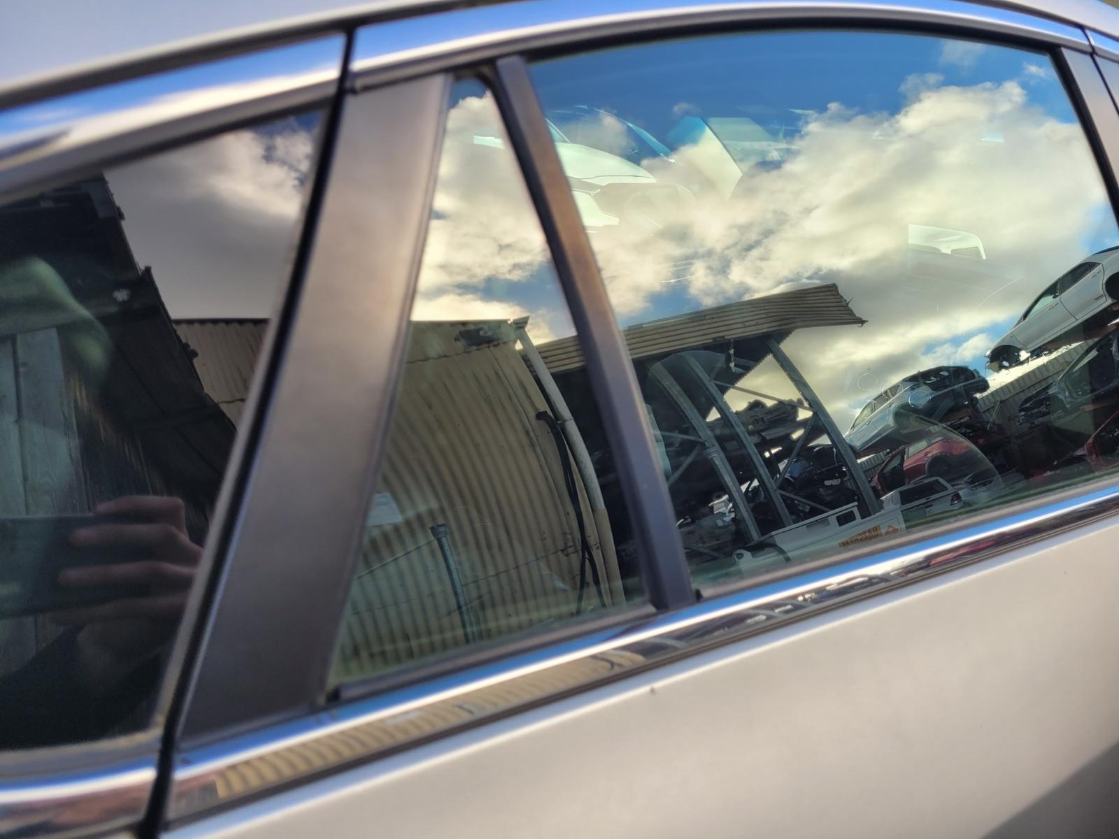 Right_Rear_1q_Door_Glass