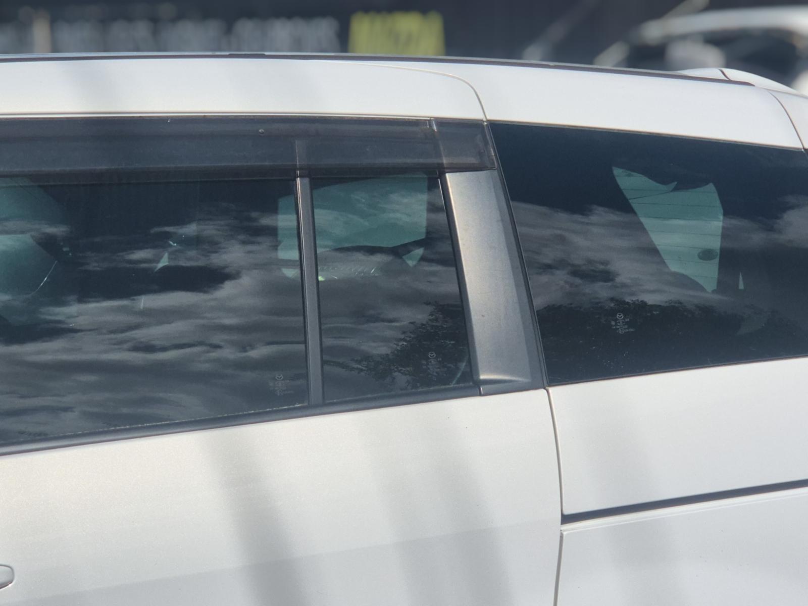 Mazda Premacy - CREW