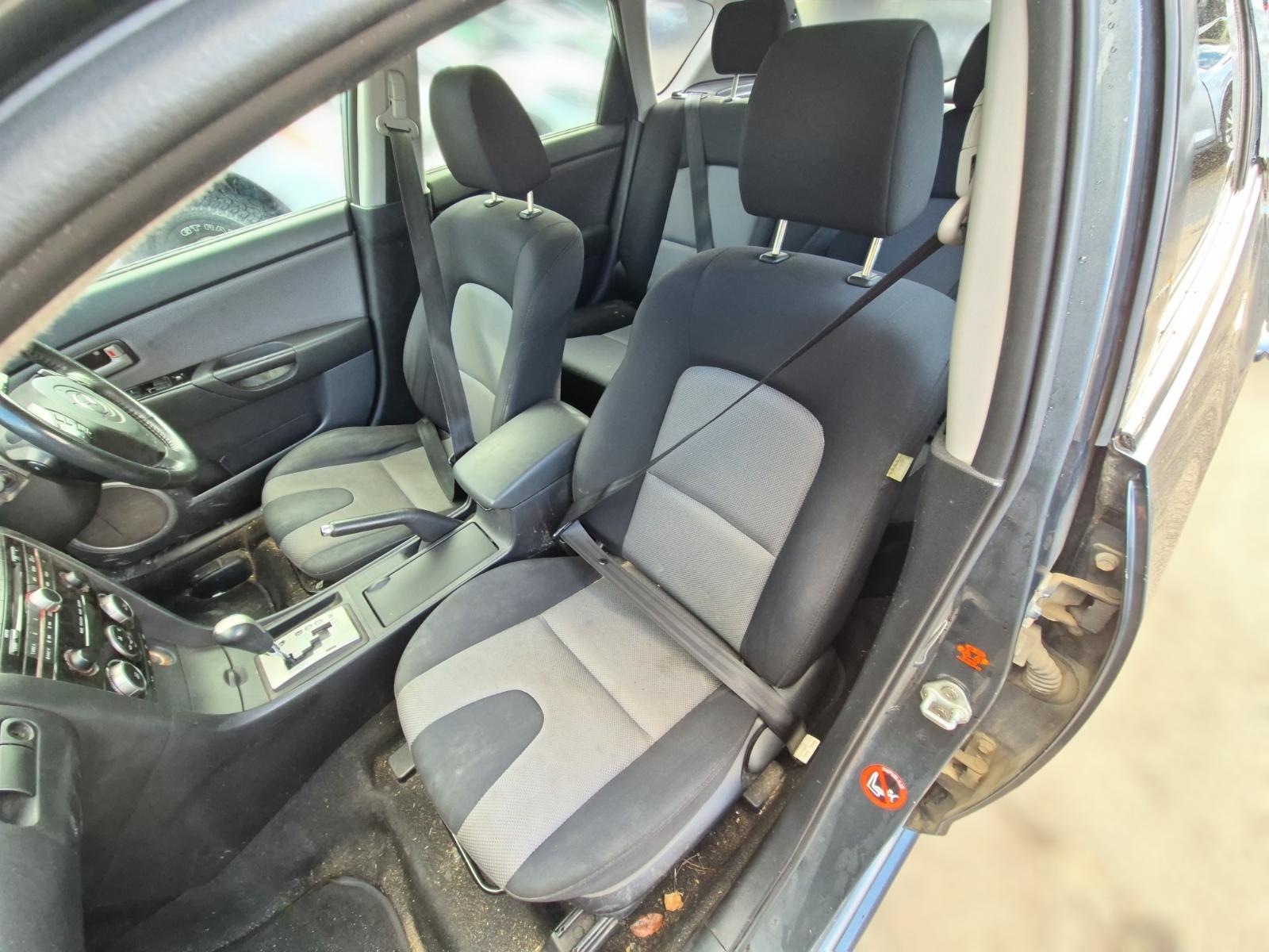 Seat_Belt_Stalk