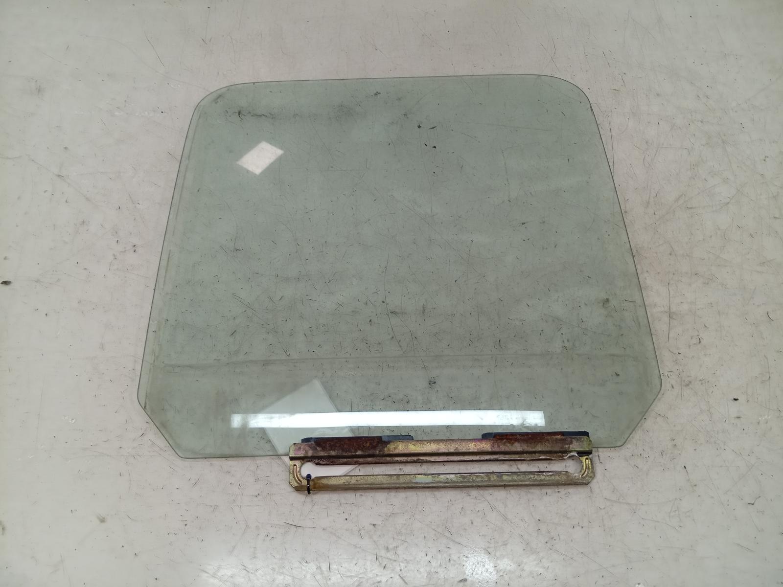 Left_Rear_Door_Window