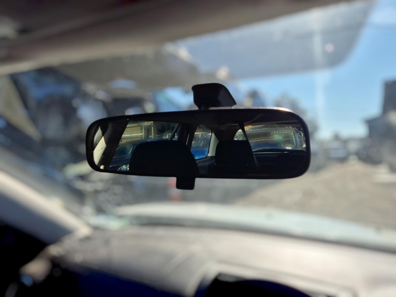 Interior_Mirror