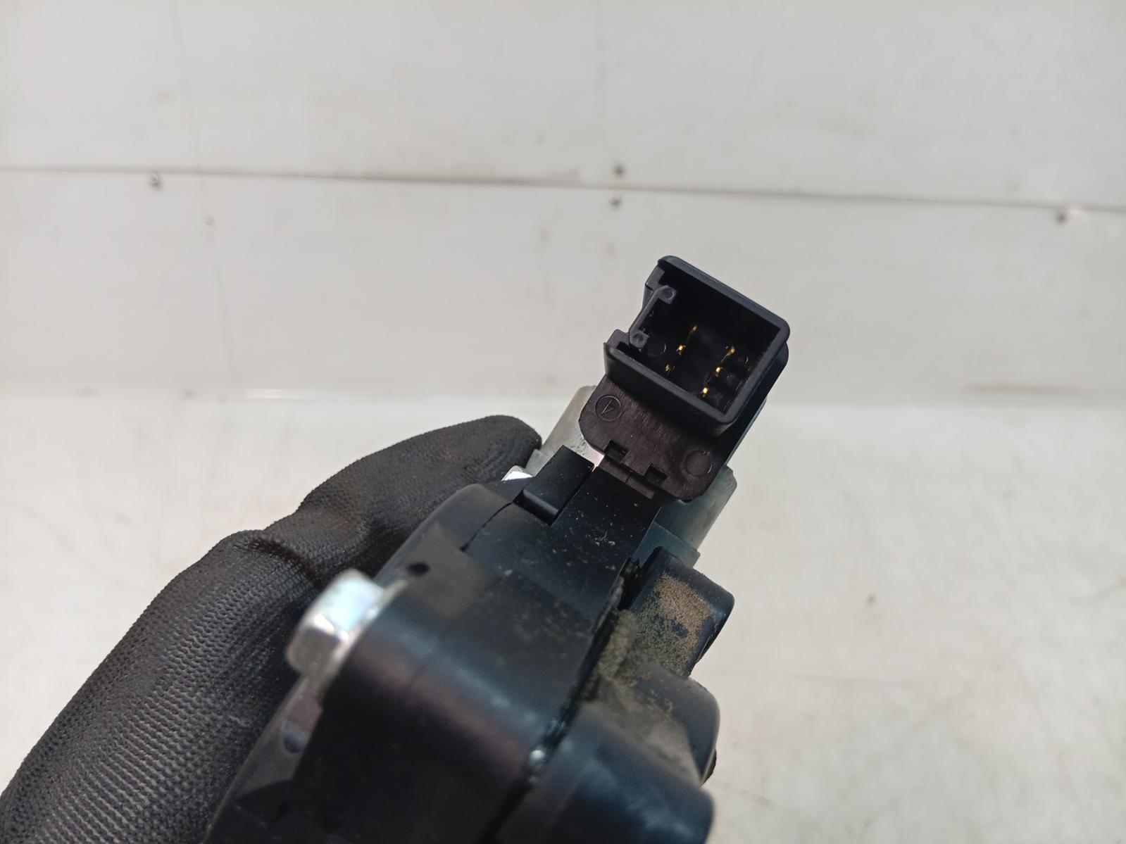 Right_Front_Window_Reg_Motor