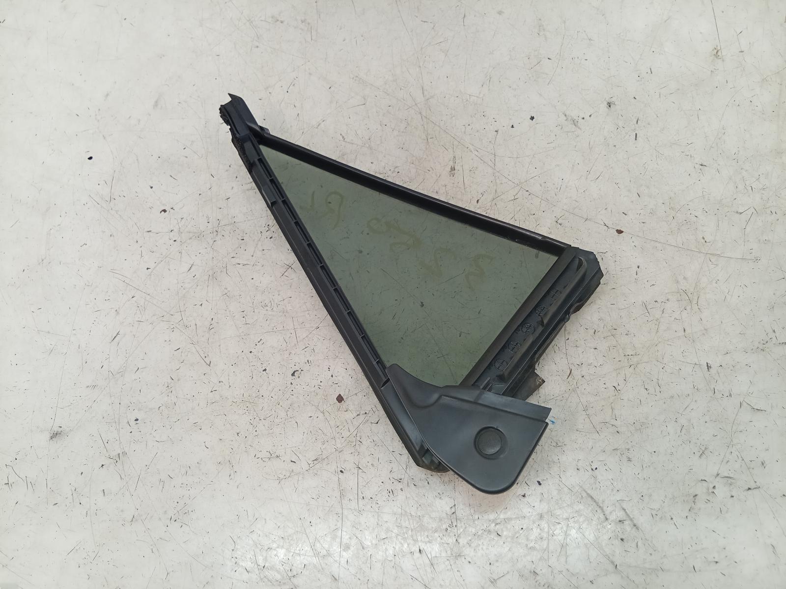 Left_Rear_1q_Door_Glass