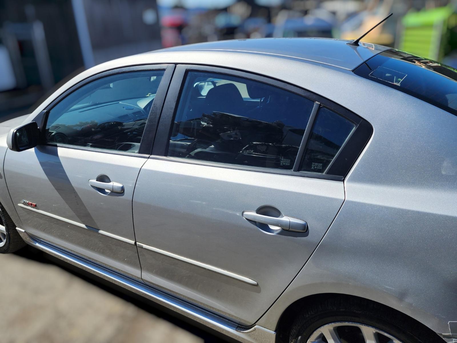 Left Rear Door Sliding