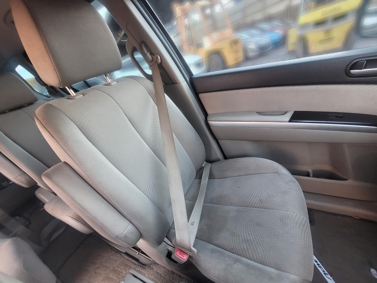 Seat_Belt_Stalk