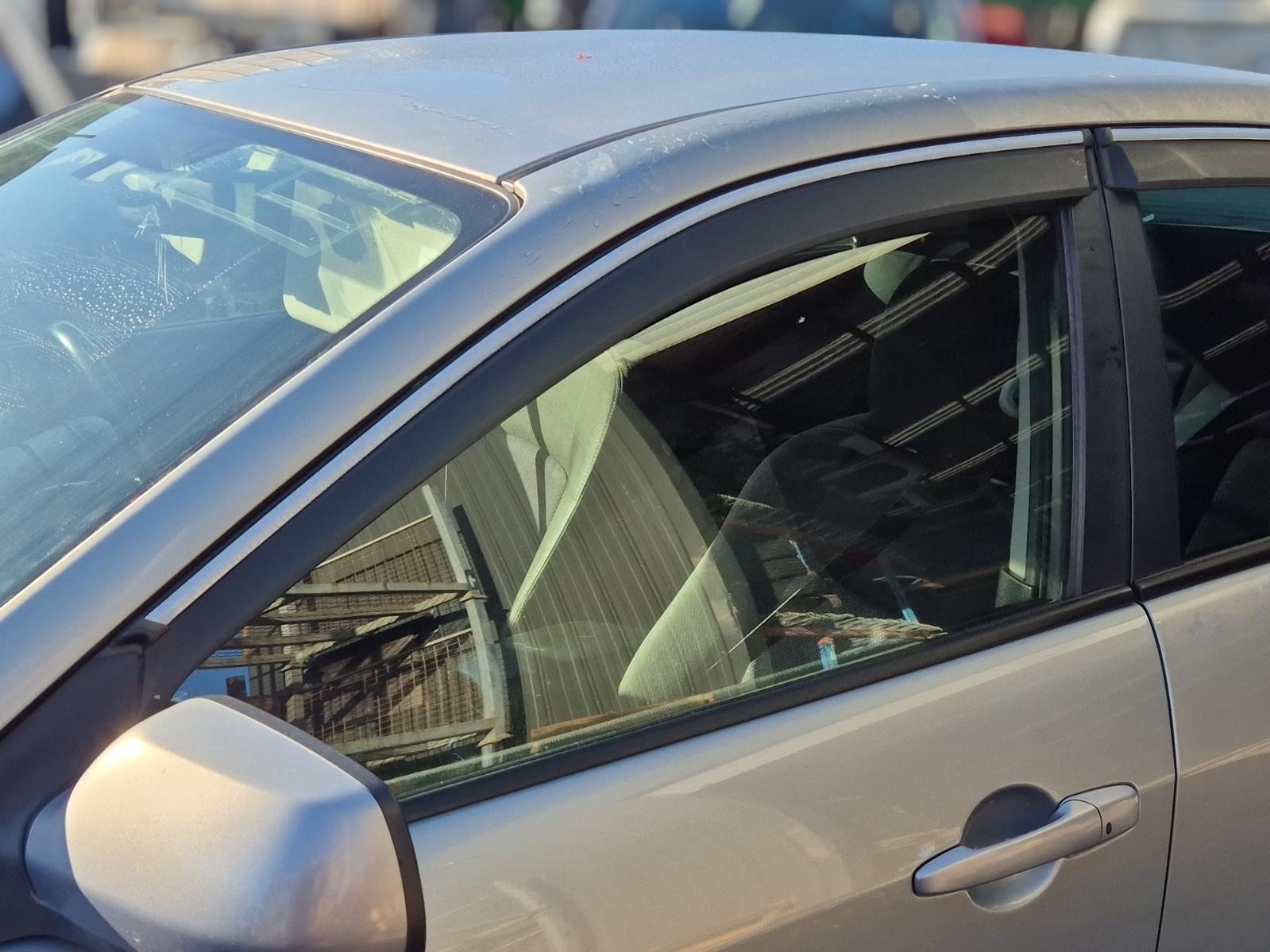 Left_Front_Door_Window