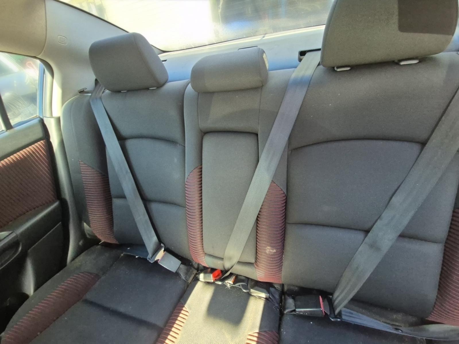 Seat_Belt_Stalk