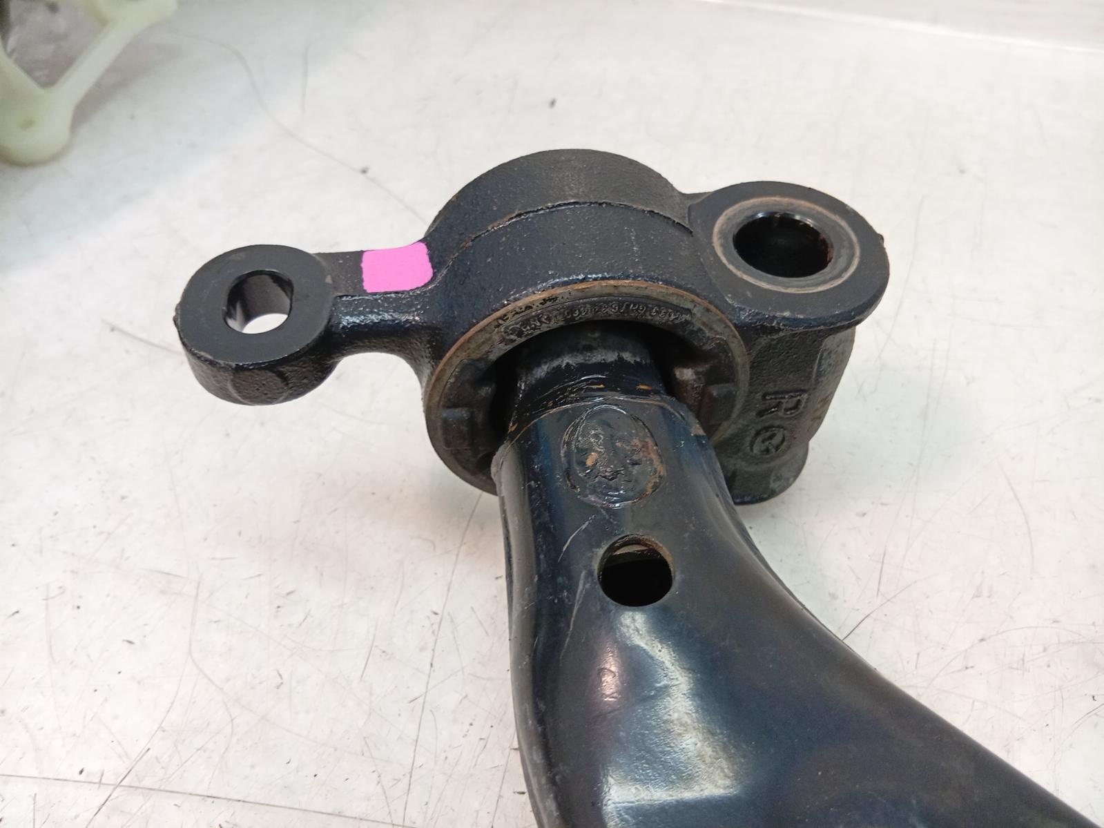 Right_Front_Lower_Control_Arm