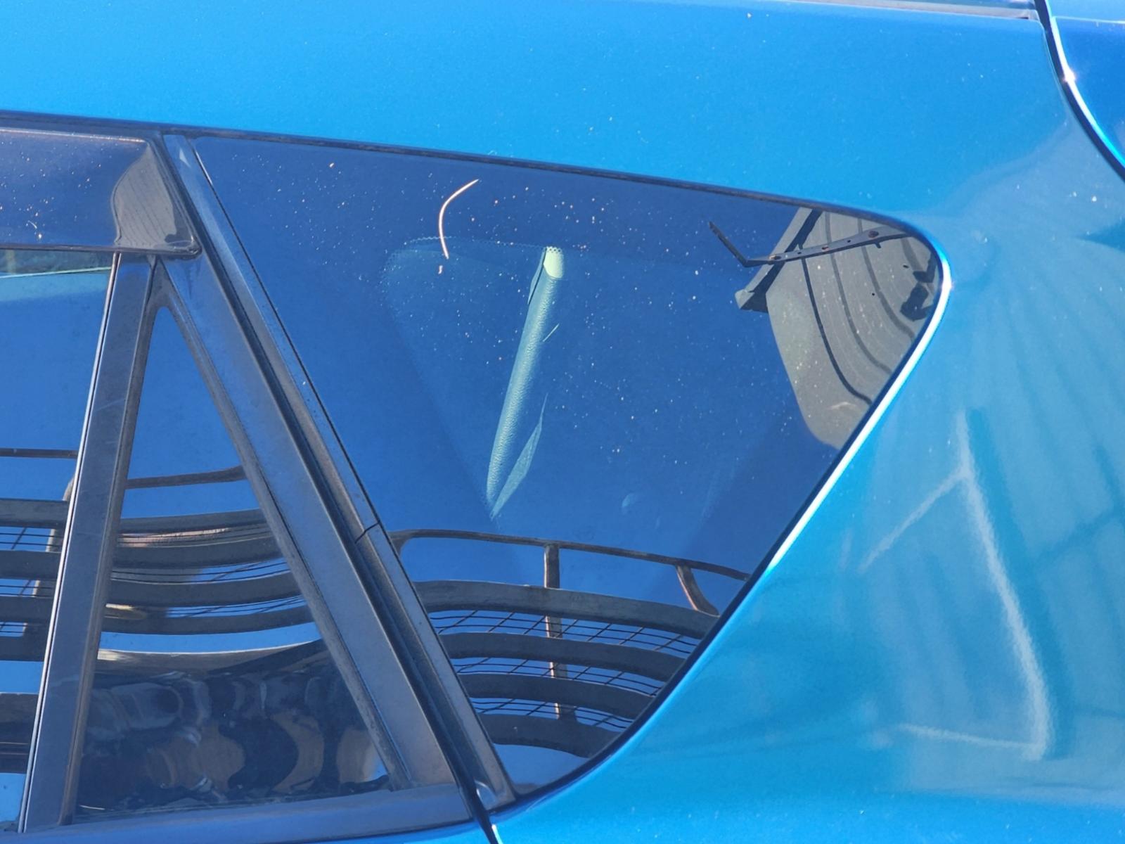 Left_Rear_Side_Glass