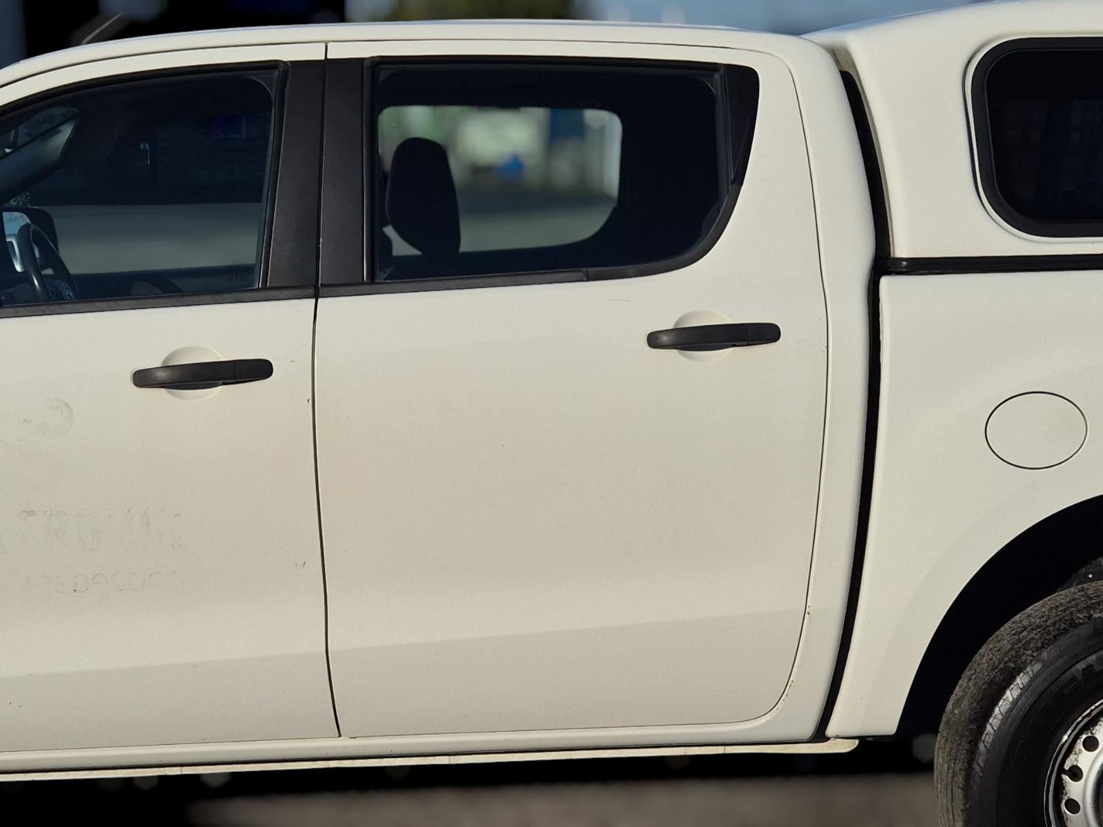 Left_Rear_Door_Sliding