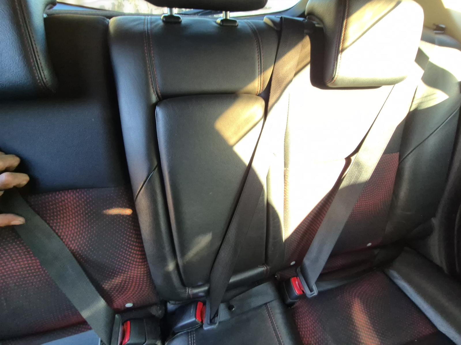 Seat_Belt_Stalk