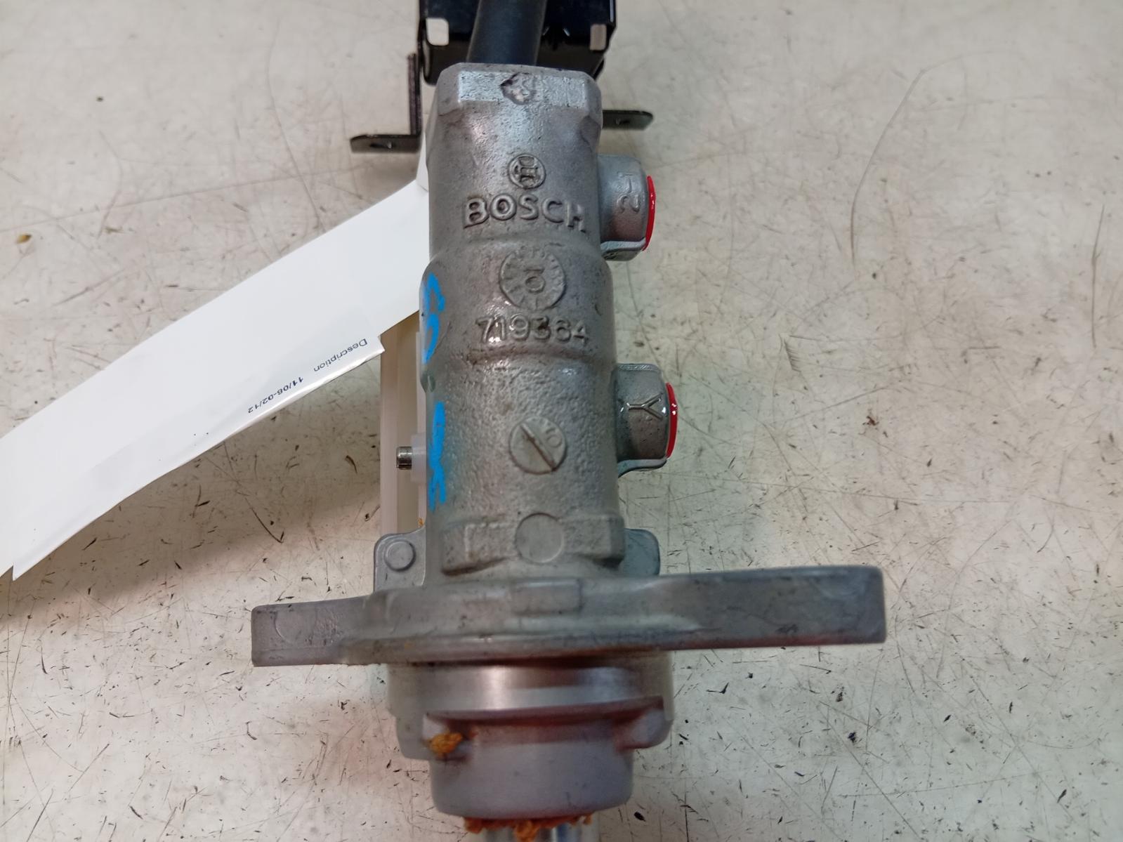 Master_Cylinder
