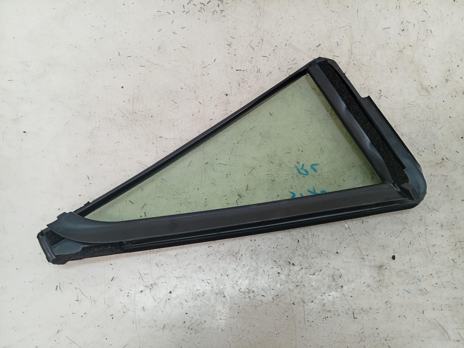 Left_Rear_1q_Door_Glass