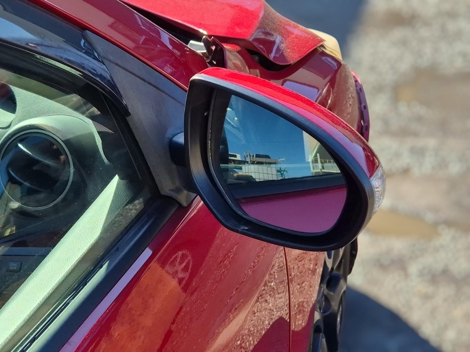 Right_Door_Mirror